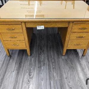 Wooden Desk (34'' x 60'' x 31'')
 UNRESERVED