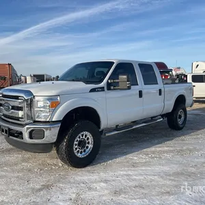 2015 Ford F-250 XL 4x4 Crew Cab Pickup