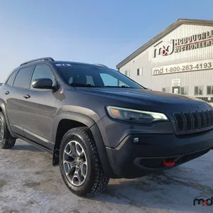 2020 Jeep Cherokee Trailhawk SUV