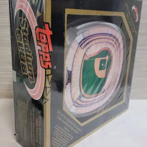**Derek Jeter RC** - 1993 Topps Stadium Club Murphy Stadium Edition - 200 Trading Card Set (complete) & San Diego Jack Murphy Stadium. Includes : 