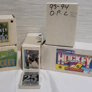 1992 - 94 O Pee Chee NHL Hockey Trading Card Sets . 1991-92 OPC Set , 1991-92 OPC Premier (2 Sets) , 1992-93 OPC Set w/25-Card Anniv. Set & 1993-9