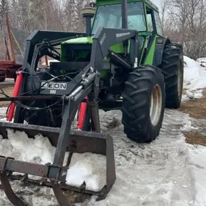 Deutz DX160 Diesel MFWD Tractor w/Leon Model 800