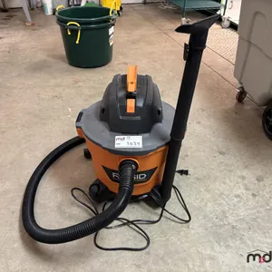 Rigid Shop-Vac
 UNRESERVED