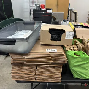 Assorted Boxes and Bags
 UNRESERVED