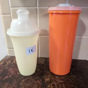 Tupperware vintage shaker and pitcher