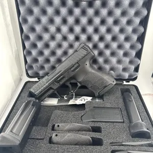 HK VP9SK 9MM
Serial # 232012070
Three 10 round