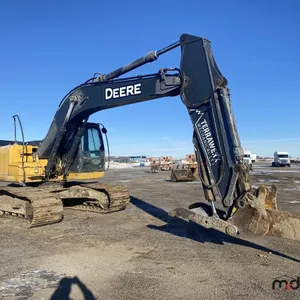 2011 John Deere 200D LC Hydraulic Excavator