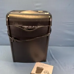 MAINSTAYS PAPER SHREDDER