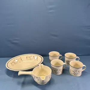 ASSORTED LOT ROYAL DOULTON UPLAND PATTERN DISHES