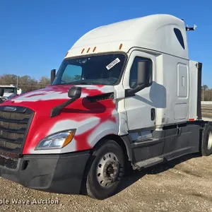 2019 Freightliner Cascadia  semi truck