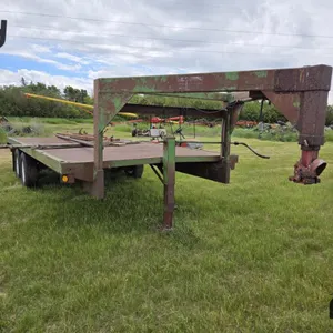Custom 20' Flat Deck T/A Trailer
 UNRESERVED