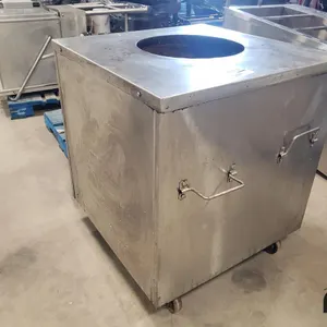 Tandoor Oven
 UNRESERVED