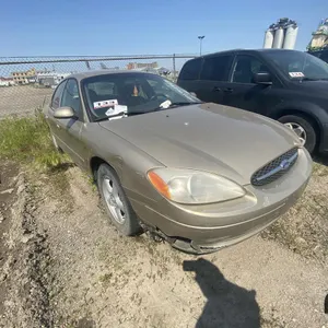 SALVAGE UNIT: 2000 Ford Taurus Car
 UNRESERVED