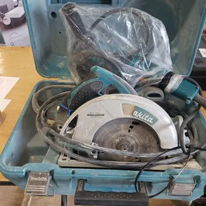 Makita Circular Saw & Grinder
 UNRESERVED