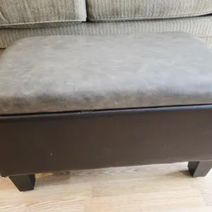 Lift Top Ottoman/Storage