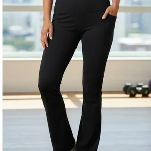GapFit Flared Legging S/P Black