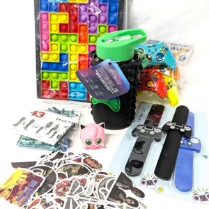 New Gamer Fun: Evoke Bubble Water Bottle With Carry Strap 444ml, 10" Tetris-Style Silicone Fidget Popper Puzzle Board, 3D Printed Robot Kit, Squishy C