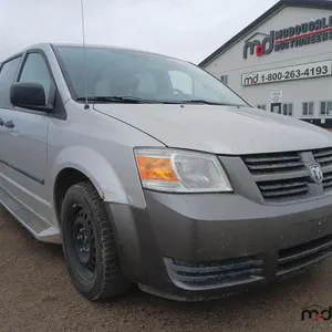 2010 Dodge Caravan
 UNRESERVED