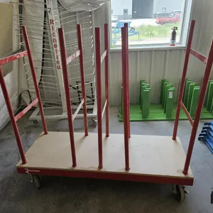 Board Carrying Cart
 UNRESERVED