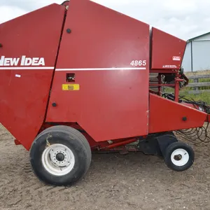 New Idea 4865 Baler, approx. 7500 bales, lot of new chains, good tires, always shedded, small gauge wheel bent on left side (easy repair), one shield 