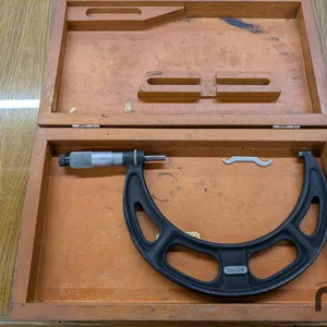 Starrett Adjustable Micrometer 
 UNRESERVED