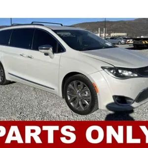 (CA) 2017 Chrysler Pacifica - PARTS ONLY