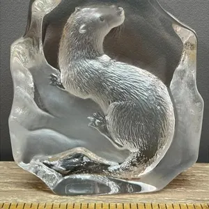 Mats Jonasson Sweden Full Lead Crystal Otter.