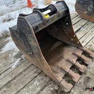 Rototilt 35'' Excavator Bucket Attachment
 UNRESERVED