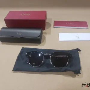 Sunglasses
 UNRESERVED