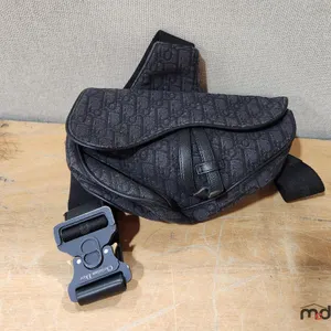 Saddle Bag
 UNRESERVED