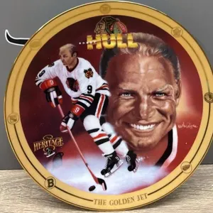 The Golden Jet: Bobby Hull, 8" Heritage Plate