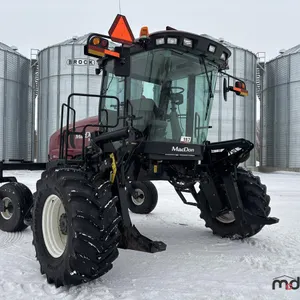 2014 MacDon M155 Swather
 UNRESERVED