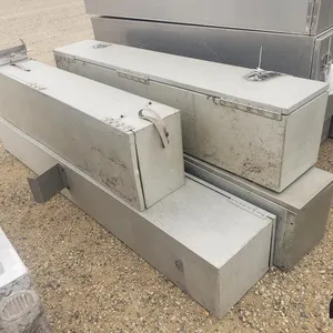 Metal Toolboxes
 UNRESERVED