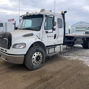 2006 Freightliner M2 Business Class Flatdeck Truck, SN: 1FVACXDK36HV51103