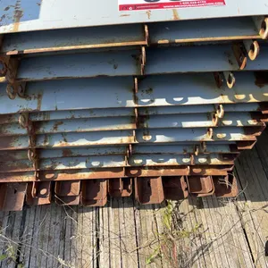 Steel Brackets
 UNRESERVED