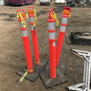 (4) Delineator Posts
 UNRESERVED