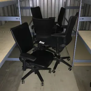 (5) Rolling Office Chairs
 UNRESERVED