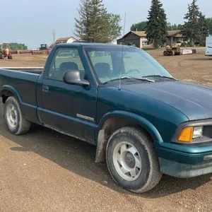 1997 GMC Sonoma Reg Cab Truck, 243,635 showing, VIN: 1GTCS1444VK505920, H67, Owner: C B Davis Farms Ltd., Seller: Fraser Auction _____________________