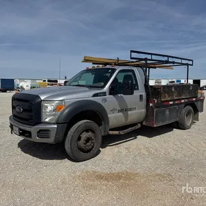 2014 Ford F-450 4x2 Flatbed Truck