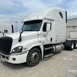 2014 Freightliner Cascadia 125 6x4 T/A Sleeper Truck Tractor (Inoperable)