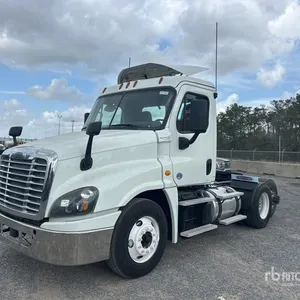 2018 Freightliner Cascadia 125 T/A Day Cab Truck Tractor