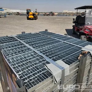 Unused 2025 KMY Industrial Steel Grating, Unused Hot-Dip Galvanized Steel Grating, L39.370*W15.748*H1.18", Designed To Allow Water Flow While Providin