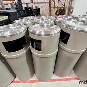 (9) Rubbermaid Aluminum-Top Garbage Cans
 UNRESERVED