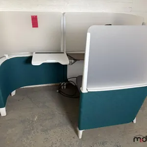 Office Desk Cubicle
 UNRESERVED