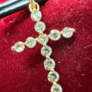 14K NATURAL DIAMOND (0.18CT)DAINTY CROSS PENDANT SUGGESTED RETAIL VALUE $1200