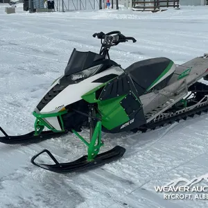 2011 ARCTIC CAT M1100 TURBO SNOWMOBILE