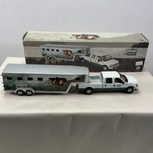 MOUNTAIN RIDGE RANCH FORD F250 WITH HORSE TRAILER
