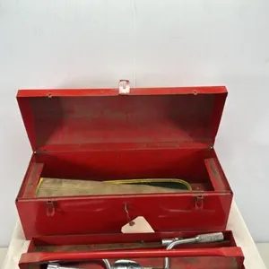 STEEL INTERNATIONAL TOOLBOX WITH CONTENTS