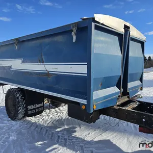 Midland Hydraulic S/A Dump Trailer
 UNRESERVED