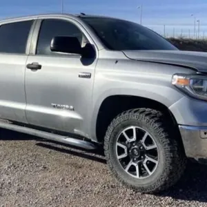 (AZ) 2018 Toyota Tundra